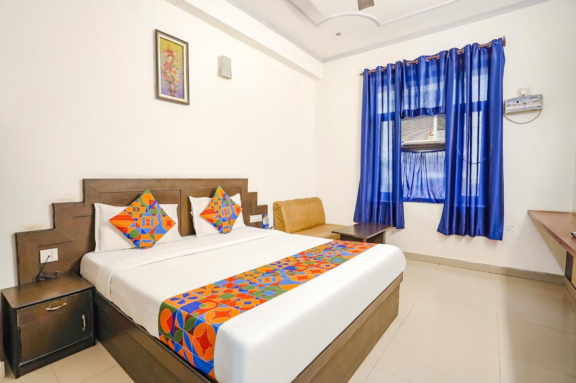 Fabhotel Prashant Palace Mysore Bagian luar foto