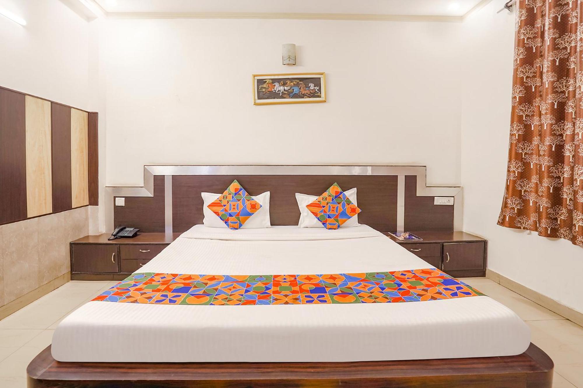 Fabhotel Prashant Palace Mysore Bagian luar foto