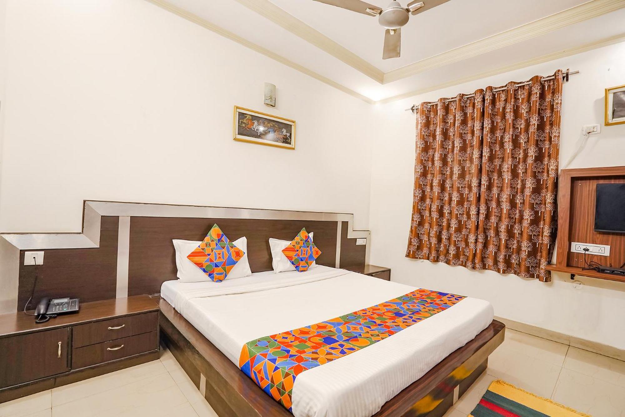 Fabhotel Prashant Palace Mysore Bagian luar foto