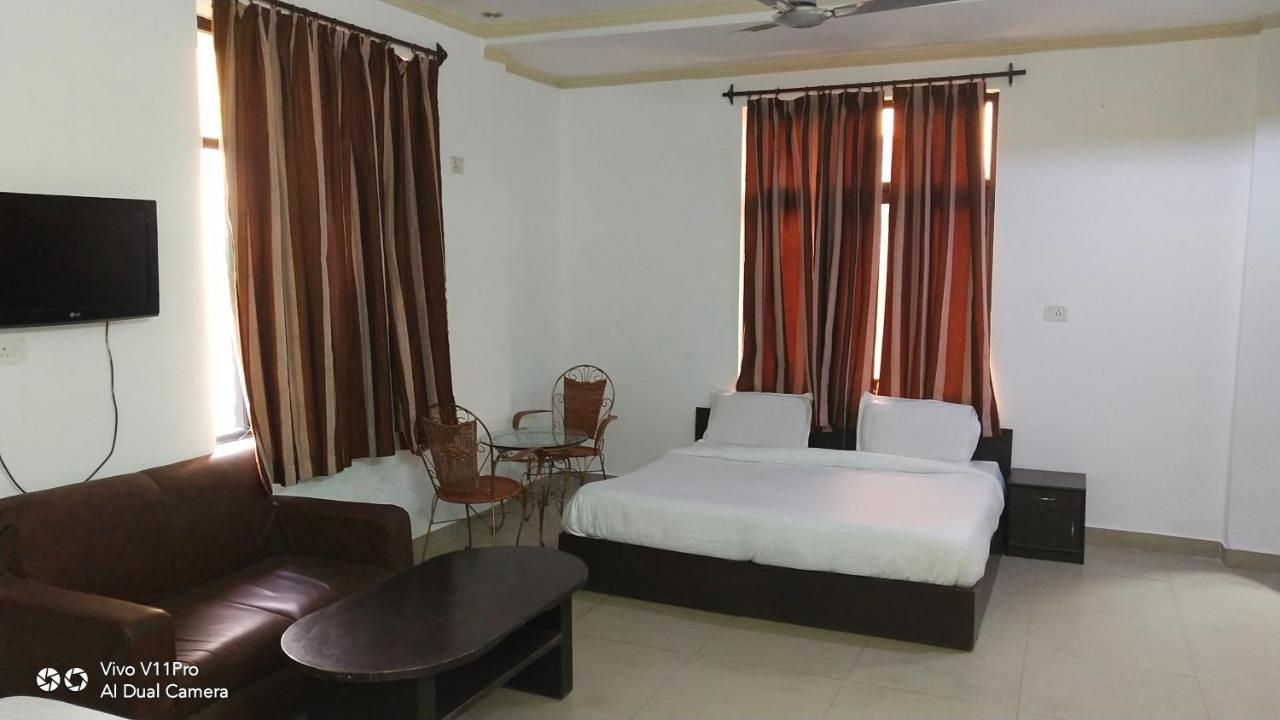 Fabhotel Prashant Palace Mysore Bagian luar foto