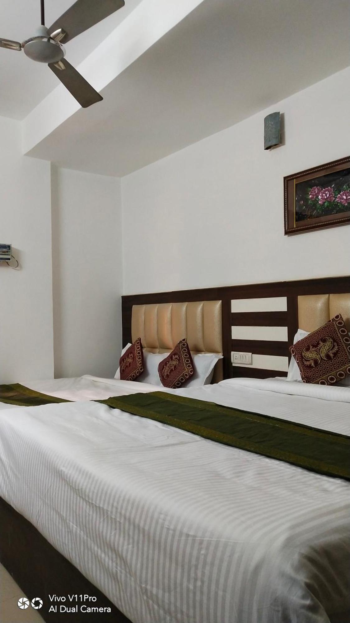 Fabhotel Prashant Palace Mysore Bagian luar foto